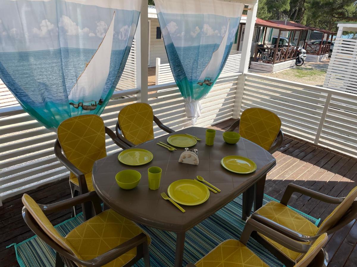 Dalmacia Mobile Homes And Caravans At The Beach Privlaka  Exterior foto